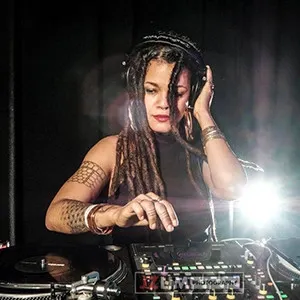 DJ LadyRyan