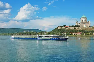 Your Ship: Avalon Illumination