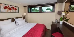 Deluxe Stateroom